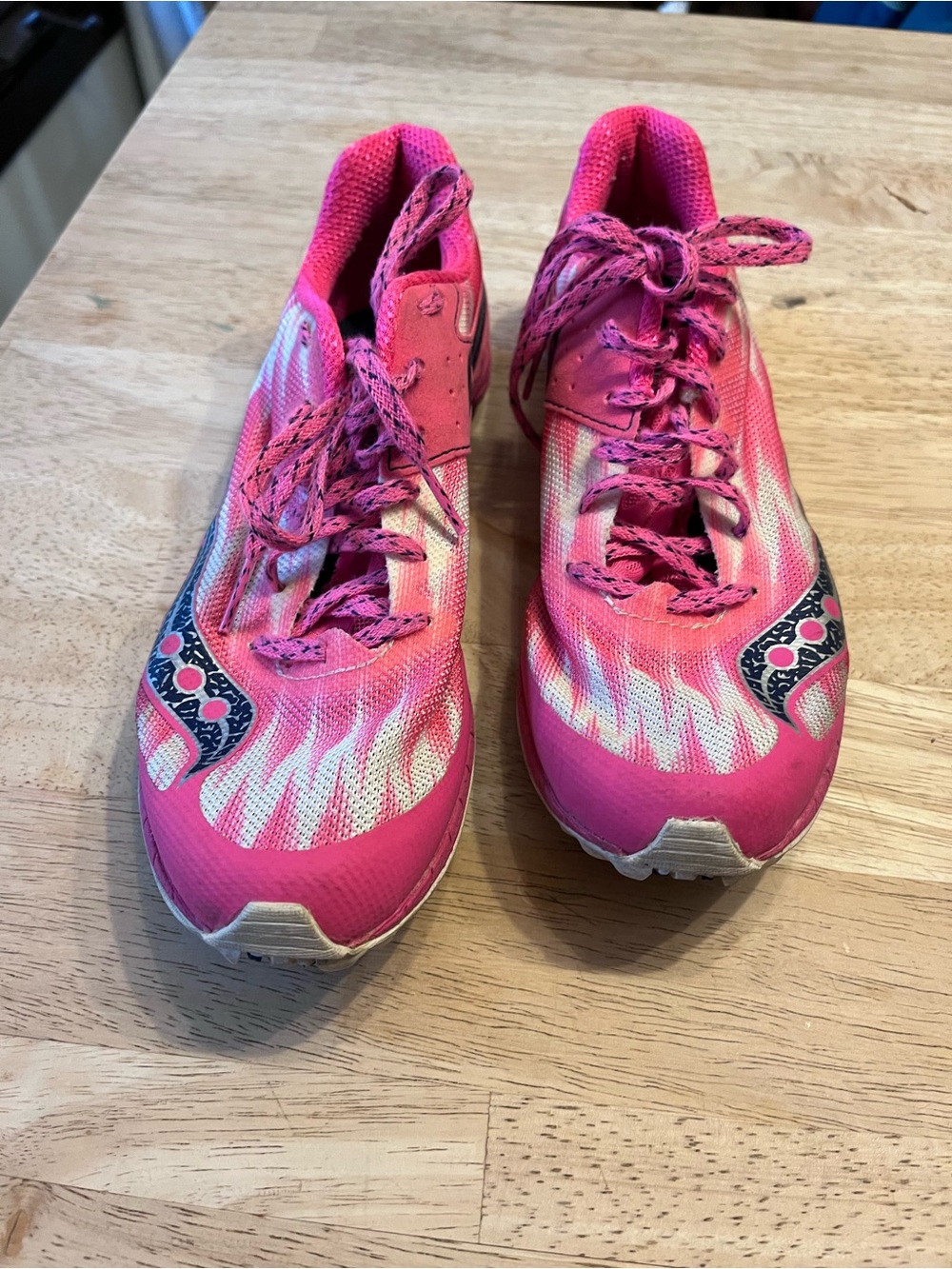 Saucony Women's Hot Pink & White Athletic Running Shoes-Spikes